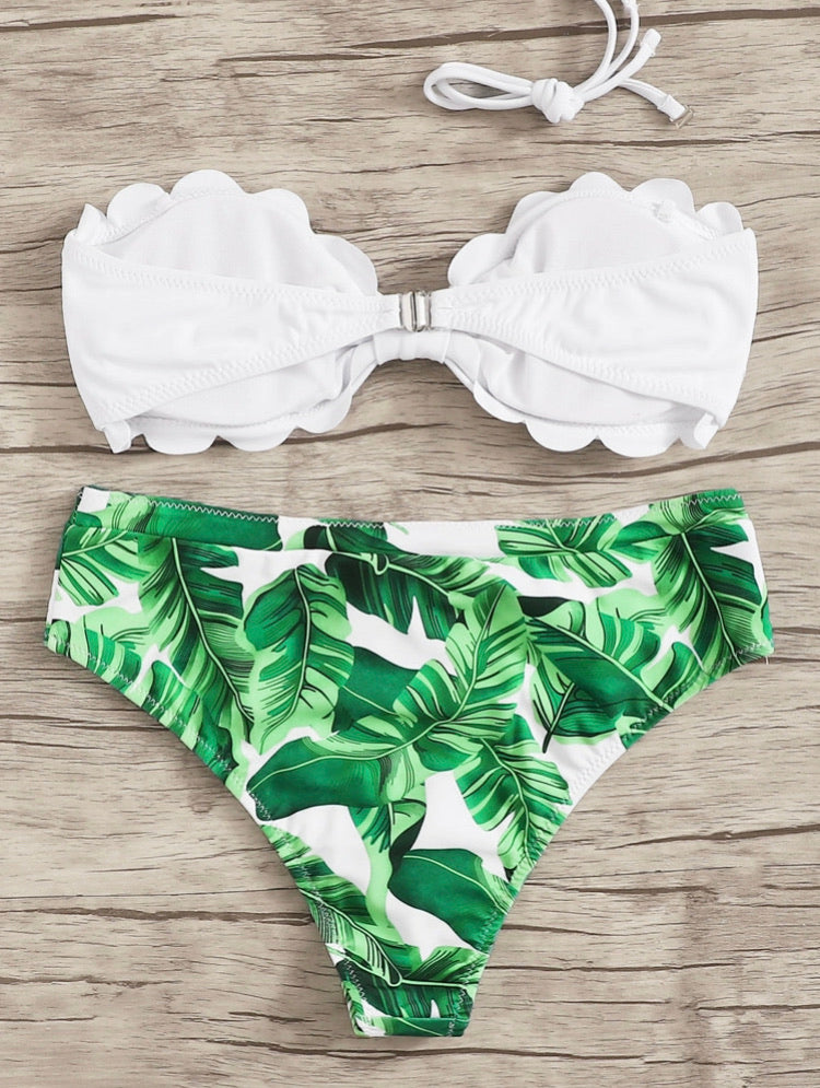 Scalloped Trim Bandeau With Random Palm Print Bikini