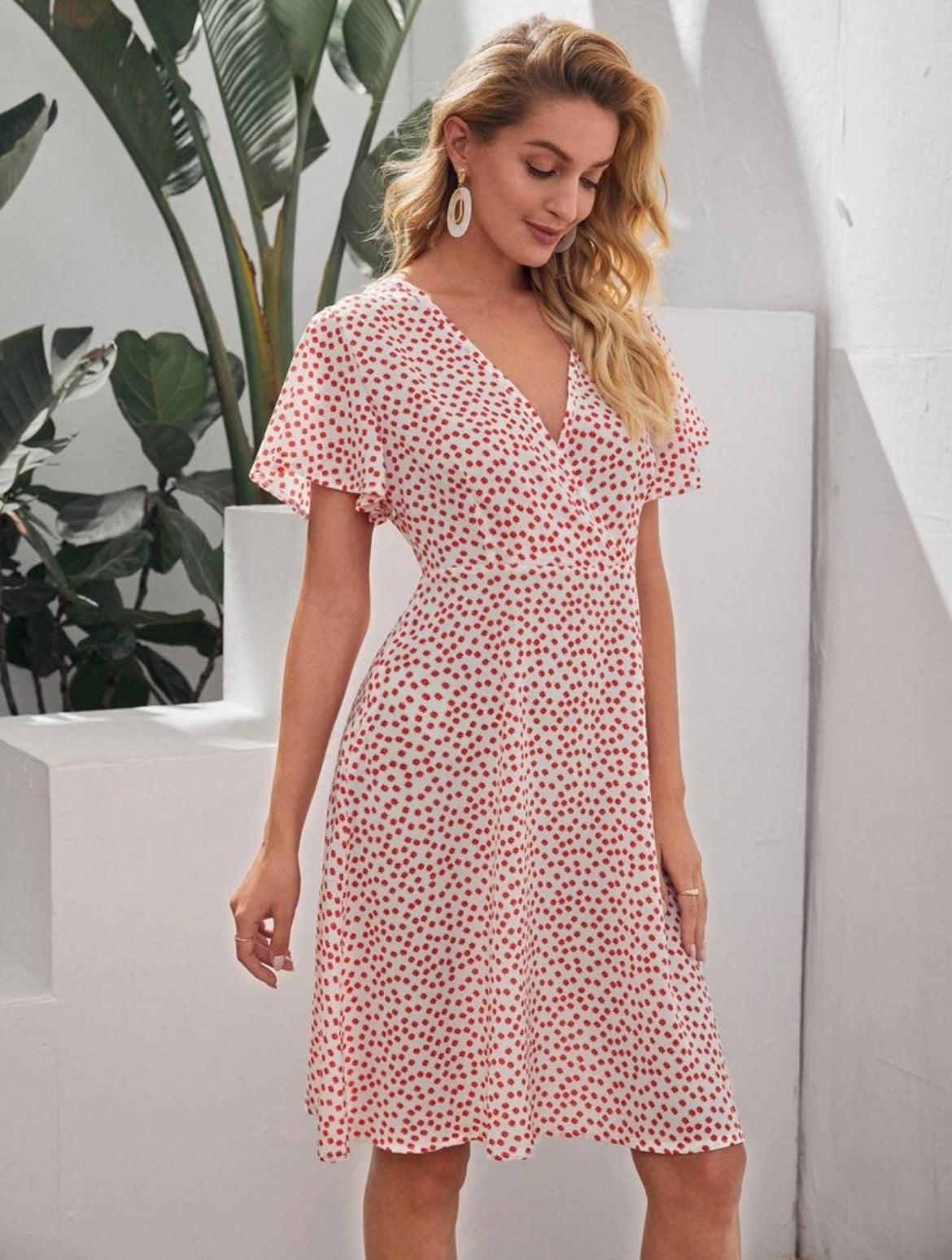 Ditsy Floral Butterfly Sleeve Dress