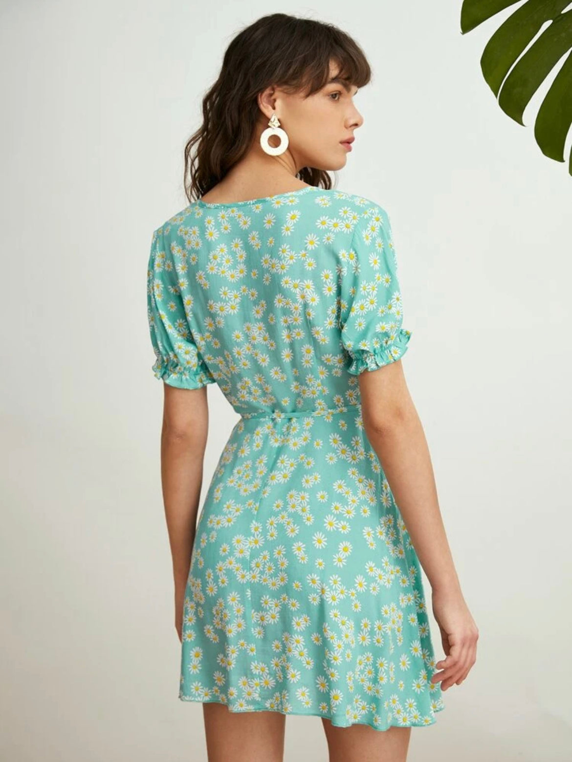 Surplice Neck Tie Front Daisy Floral Dress