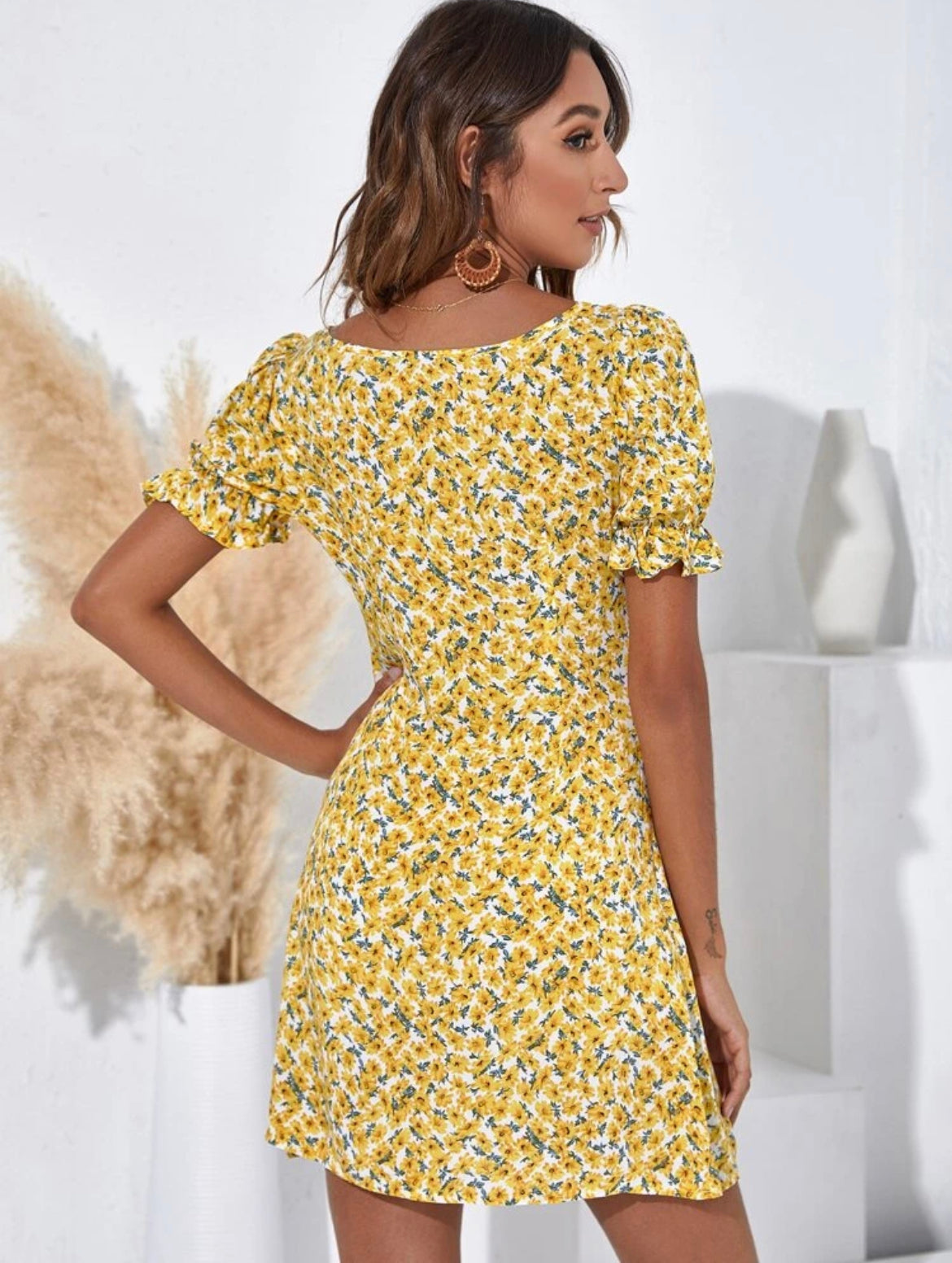 Ditsy Floral Puff Sleeve Dress