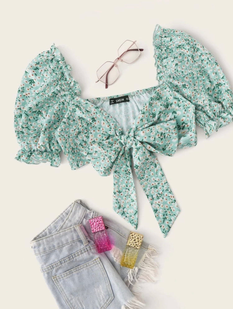 Ditsy Floral Print Frill Trim Tie Front Crop Top