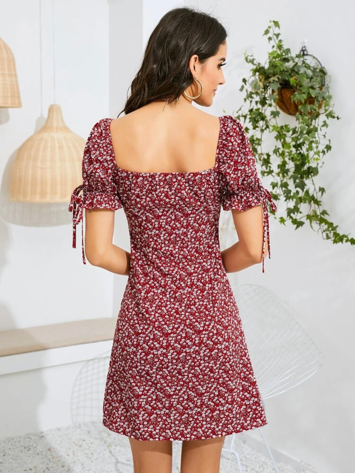 Ditsy Floral Print Square Neck Knot Cuff Dress