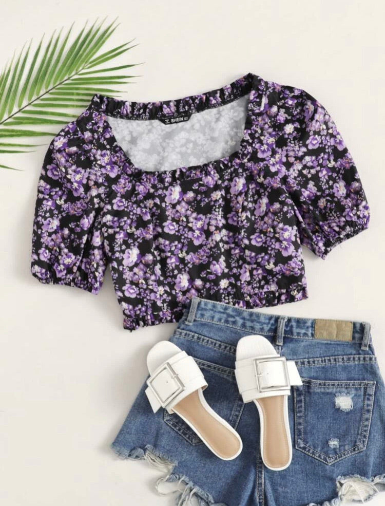 Frill Trim Puff Sleeve Floral Crop Top