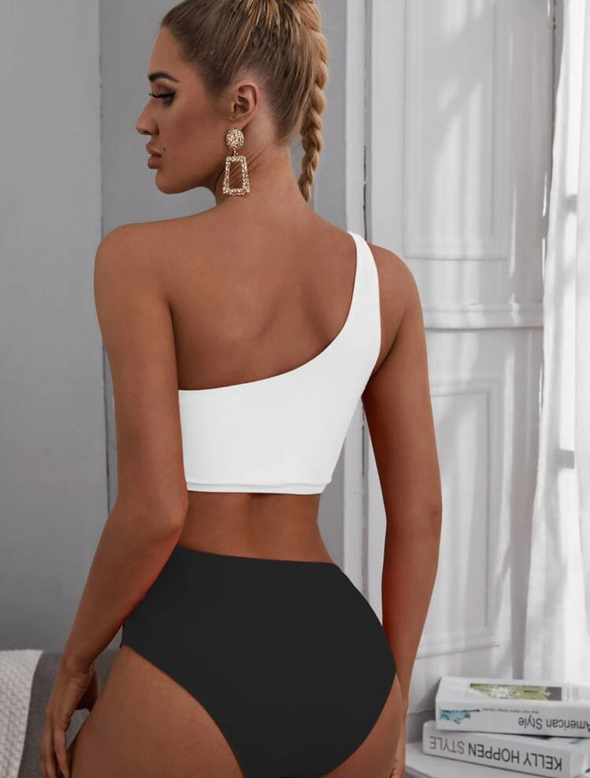 Cut-out One Shoulder One Piece Swimsuit
